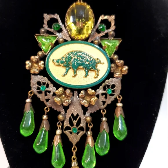 1 of a Kind Vintage CZECH Uranium Glass Boar Necklace 4 Luck - Picture 2 of 11